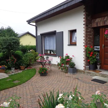 Bed and Breakfast Le Chant Du Merle 3*