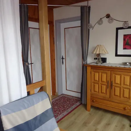 Le Chant Du Merle Neufchâteau