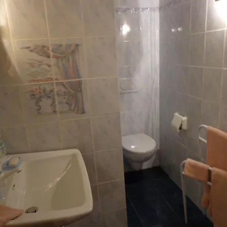 Le Chant Du Merle Couette-café Neufchâteau